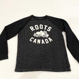 Roots Canada boys 11-12 XL raglan sleeve top.